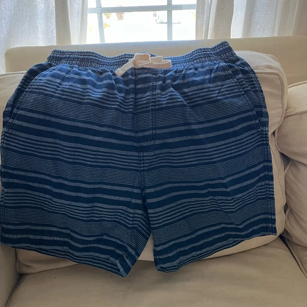 J.Crew men’s shorts, navy blue and light blue stripes new with tags - Picture 4 of 4